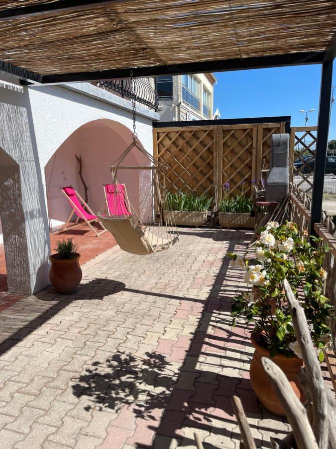 Apartamento Les Flo Location Aigues-Mortes Exterior foto