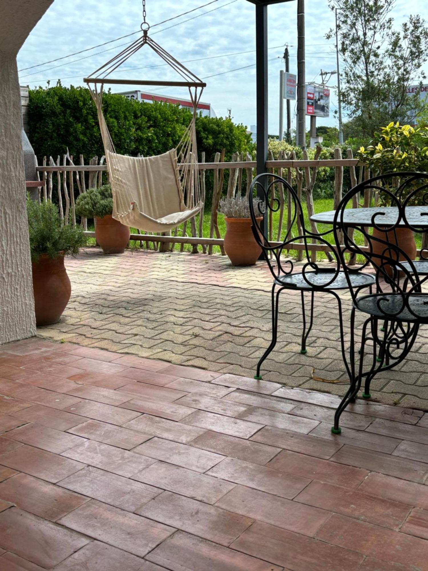 Apartamento Les Flo Location Aigues-Mortes Exterior foto